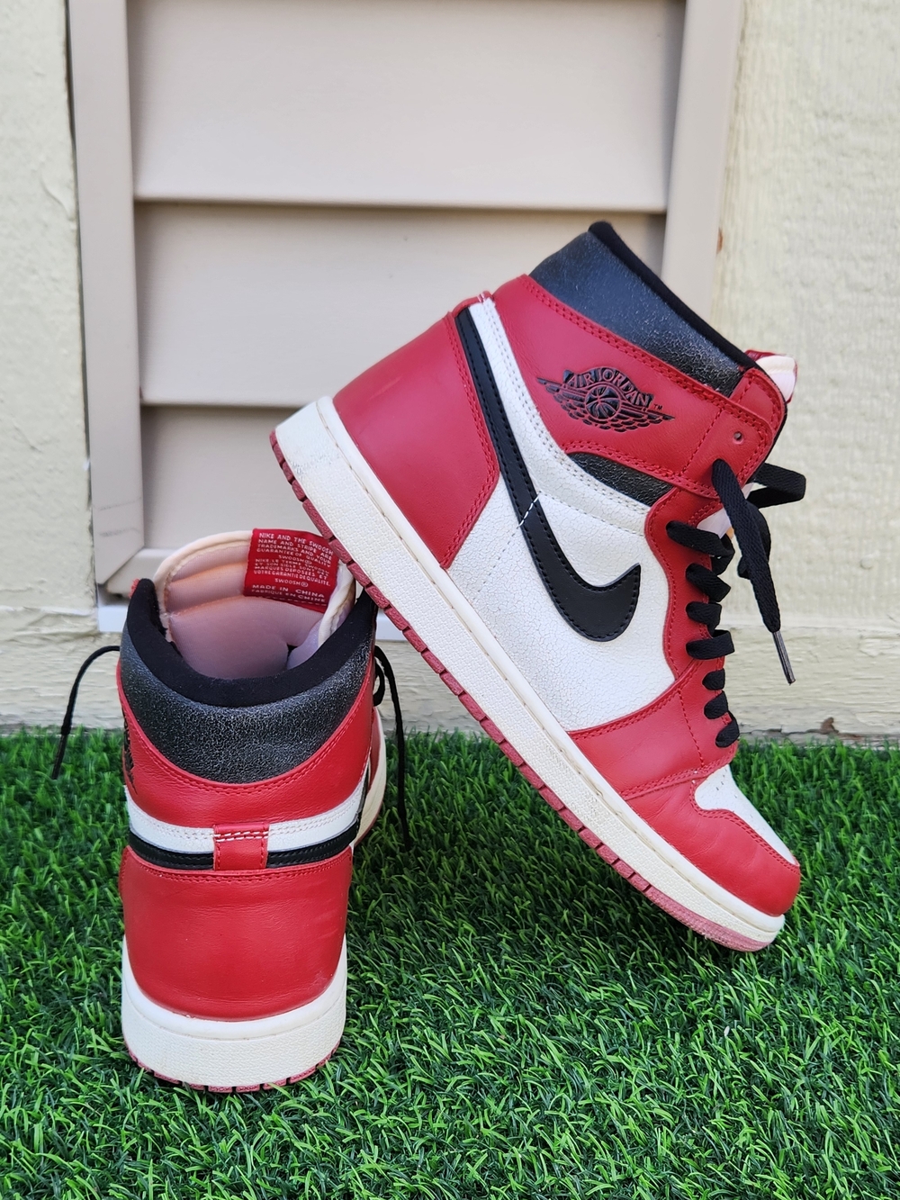 Nike Air Jordan 1Retro High OG Chicago Lost & Found Red Black DZ5485-612 SIZE 11